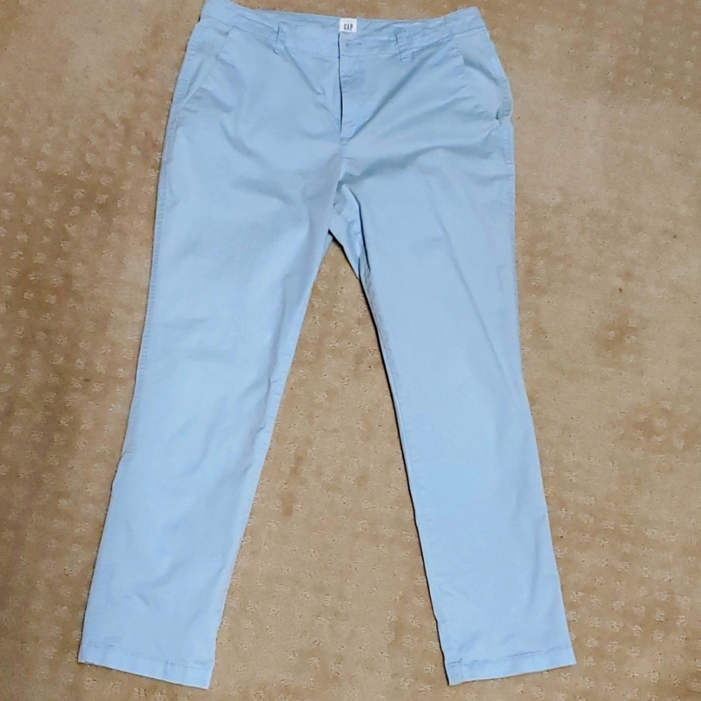 Woman's Gap brand, Girlfriend Chino pants